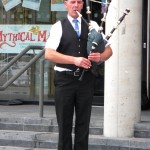 Piper Ger Baynham at the unveiling