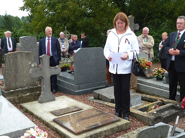 Secretary of The RMFA speaking at the grave of Mr Vincent Chalandre