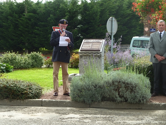 Chairman of The RMFA speaking at The Iron Memorial