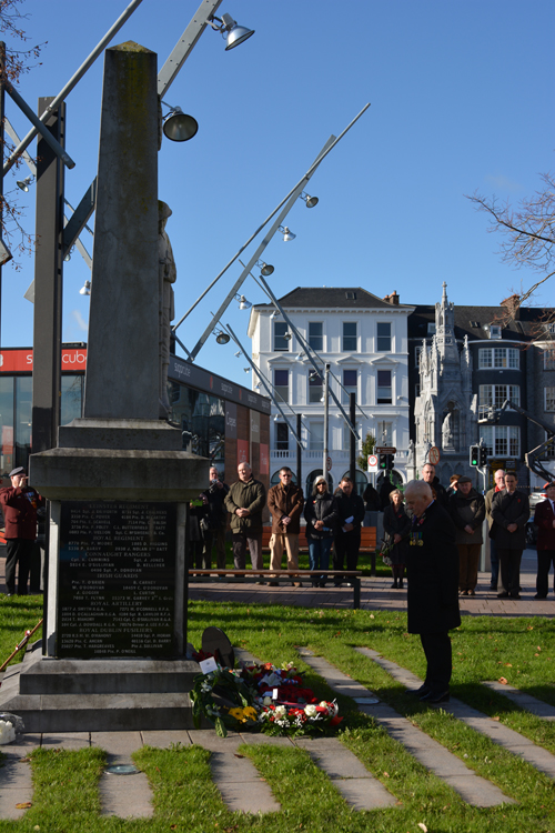 RMFA President Mr. Ollie Griffin laying a wreath at the War Memorial in Cork